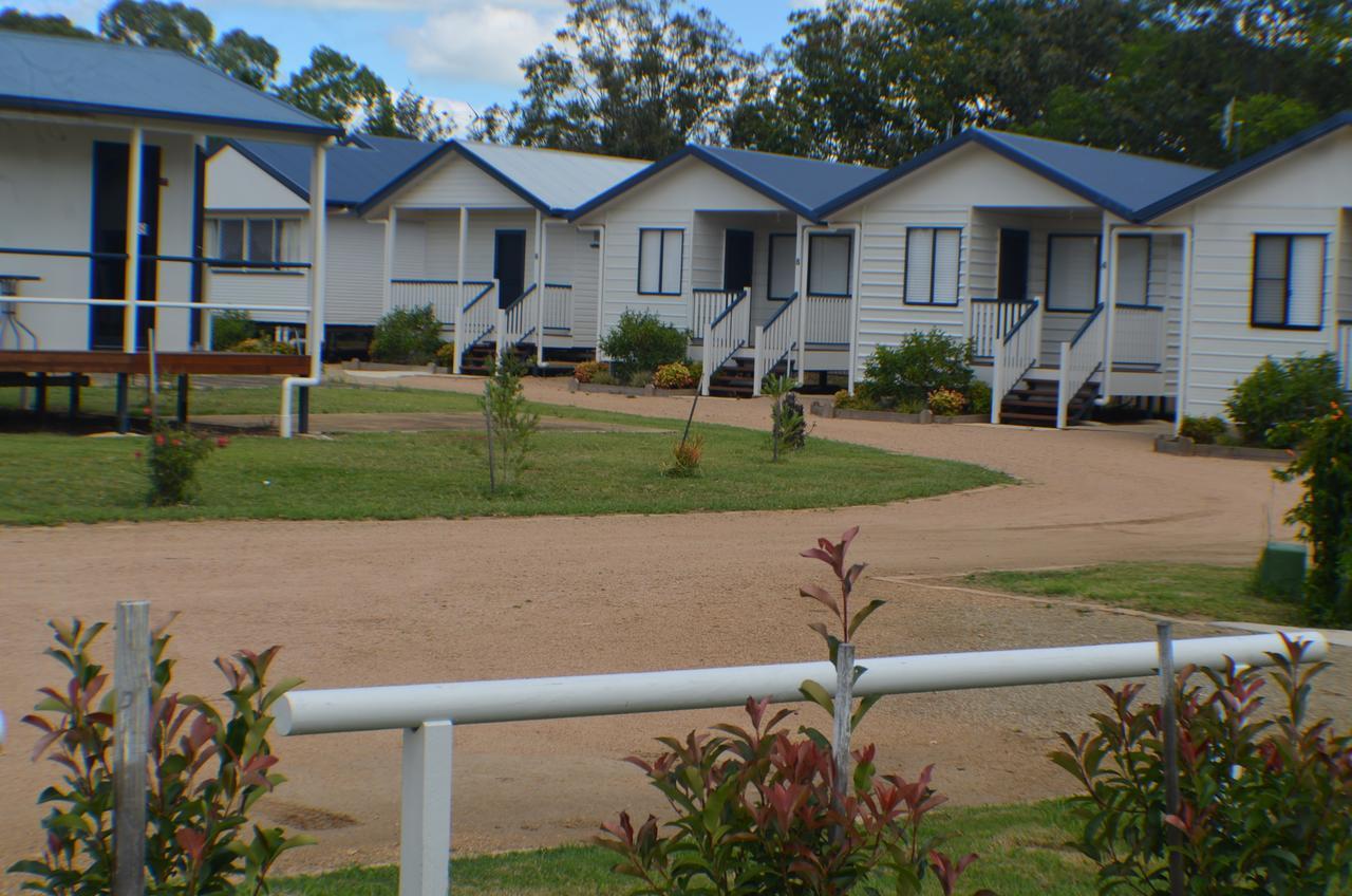 Wondai Accommodation Units And Villas Kültér fotó